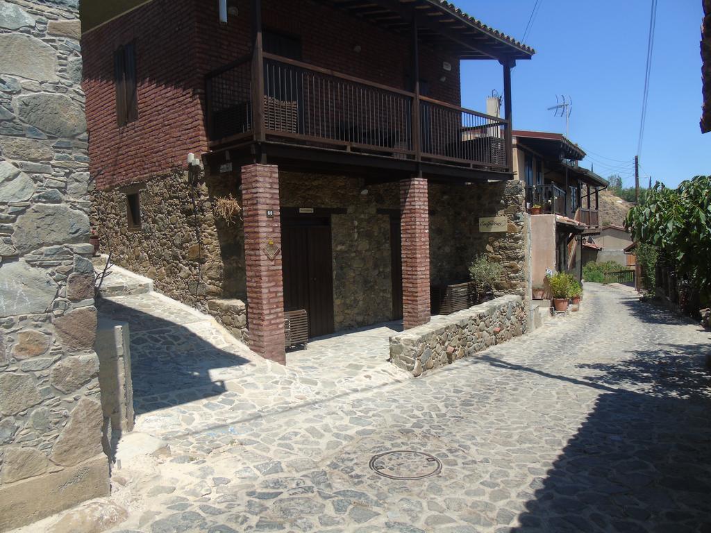 Enipnion Apartments Какопетрия Екстериор снимка